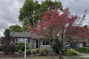 10830 NE Hancock St, Portland, OR 97220 - Photo 1