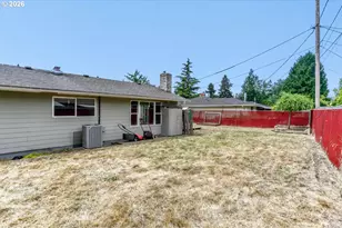 630 SE 134th Ave, Portland, OR 97233 - Photo 33