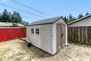 630 SE 134th Ave, Portland, OR 97233 - Photo 33