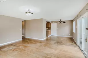 630 SE 134th Ave, Portland, OR 97233 - Photo 13