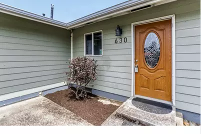 630 SE 134th Ave, Portland, OR 97233 - Photo 3