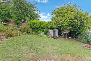 725 B St, Myrtle Point, OR 97458 - Photo 25