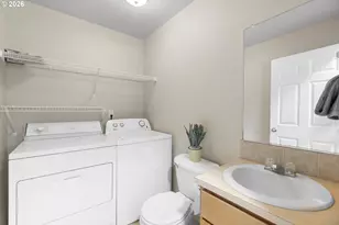 9304 N Richmond Ave, Portland, OR 97203 - Photo 27