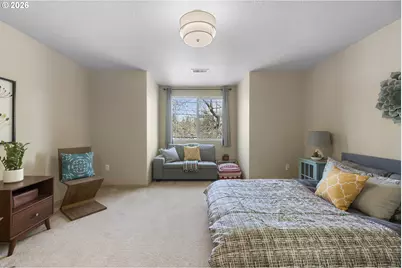 9304 N Richmond Ave, Portland, OR 97203 - Photo 15