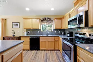 25757 SE Frog Pond Ln, Eagle Creek, OR 97022 - Photo 9