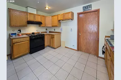 7212 SE Terrace Trails Dr, Portland, OR 97266 - Photo 17