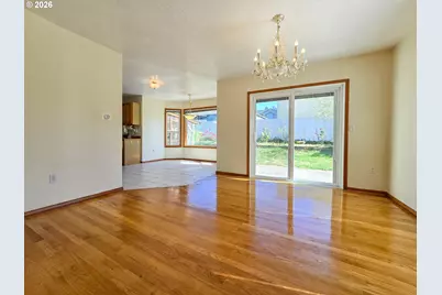7212 SE Terrace Trails Dr, Portland, OR 97266 - Photo 13