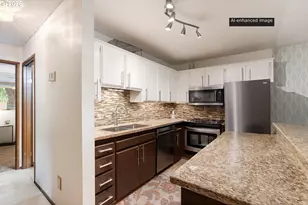 478 N Hayden Island Dr, Portland, OR 97217 - Photo 3