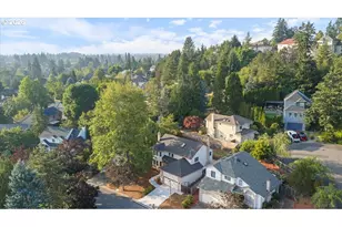 16825 SW Timberland Dr, Beaverton, OR 97007 - Photo 23