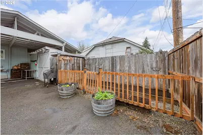 739 W Wharton St, Roseburg, OR 97471 - Photo 41