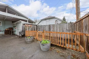 739 W Wharton St, Roseburg, OR 97471 - Photo 41