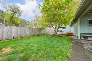 739 W Wharton St, Roseburg, OR 97471 - Photo 37