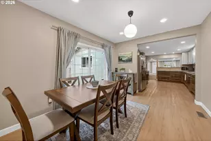 739 W Wharton St, Roseburg, OR 97471 - Photo 13