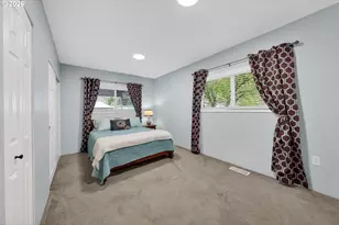 739 W Wharton St, Roseburg, OR 97471 - Photo 25