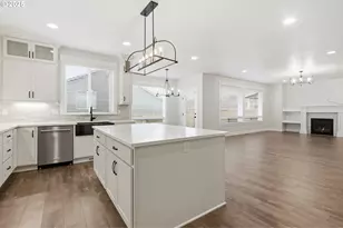 11936 Skellenger Way, Oregon City, OR 97045 - Photo 7