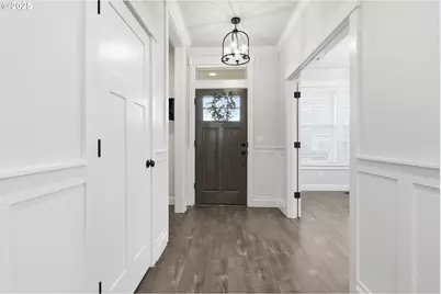 11936 Skellenger Way, Oregon City, OR 97045 - Photo 3