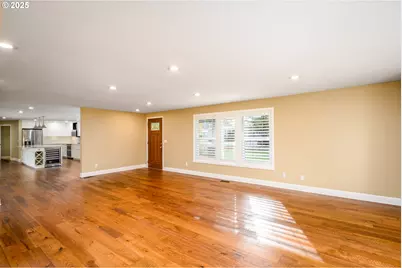 6939 S Zimmerman Rd, Aurora, OR 97002 - Photo 11