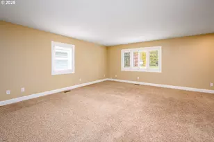 6939 S Zimmerman Rd, Aurora, OR 97002 - Photo 23