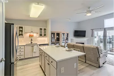 15320 NW Central Dr #316, Portland, OR 97229 - Photo 5