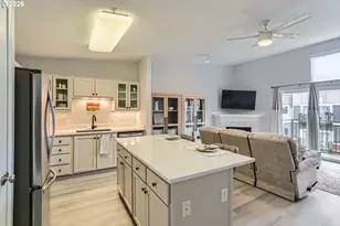 15320 NW Central Dr, Portland, OR 97229 - Photo 5