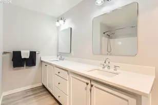 15320 NW Central Dr, Portland, OR 97229 - Photo 11