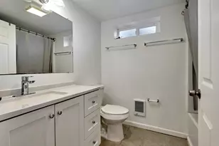 5905 SE Hazel Pl, Milwaukie, OR 97222 - Photo 13