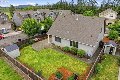 3940 N Grace Dr, Newberg, OR 97132 - Photo 41