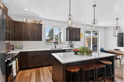 60903 SE Epic Pl, Bend, OR 97702 - Photo 11