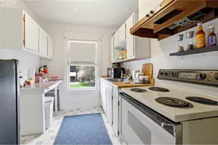 335 SE Baker St, McMinnville, OR 97128 - Photo 25