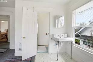 335 SE Baker St, McMinnville, OR 97128 - Photo 23