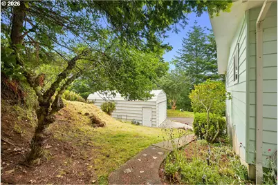 640 Royal Dr, Lakeside, OR 97449 - Photo 29