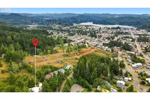 640 Royal Dr, Lakeside, OR 97449 - Photo 33
