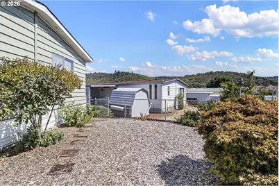 502 Shadow Ranch Ln, Roseburg, OR 97470 - Photo 35