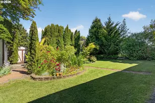 2245 Devos St, Eugene, OR 97402 - Photo 29