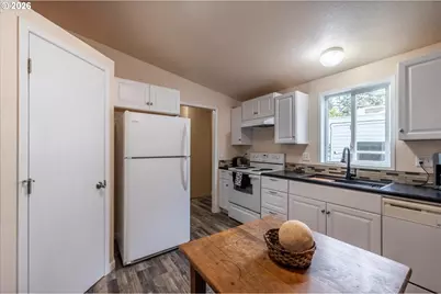 91382 Grinnell Ln, Coos Bay, OR 97420 - Photo 15