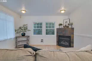11251 SW Capitol Hwy, Portland, OR 97219 - Photo 5