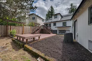 11251 SW Capitol Hwy, Portland, OR 97219 - Photo 25