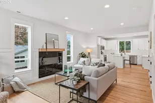 3911 SE Insley St, Portland, OR 97202 - Photo 3