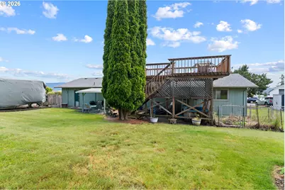 1865 7th St, Columbia City, OR 97018 - Photo 35