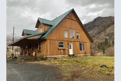 25404 Hwy 395, Canyon City, OR 97820 - Photo 1