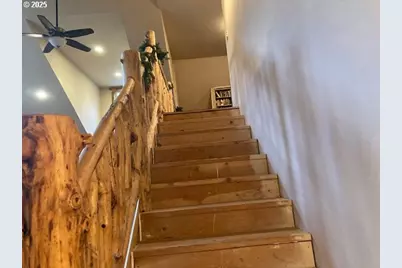 25404 Hwy 395, Canyon City, OR 97820 - Photo 17