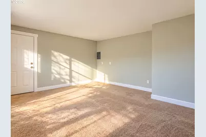 11505 SW Denney Rd, Beaverton, OR 97008 - Photo 15