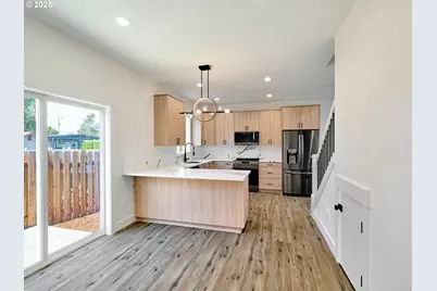 220 Juniper Ave, Gervais, OR 97026 - Photo 3