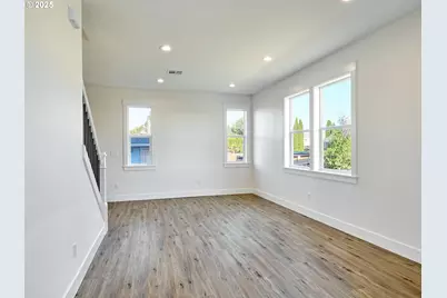 220 Juniper Ave, Gervais, OR 97026 - Photo 11