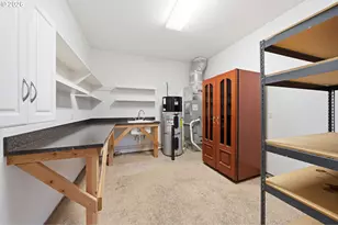 787 E Roosevelt St, Carlton, OR 97111 - Photo 23