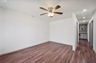 4703 Merlin St, Longview, WA 98632 - Photo 5