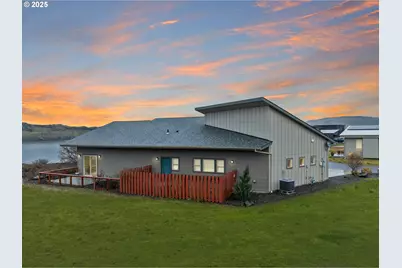 125 Southshore Ln, The Dalles, OR 97058 - Photo 9