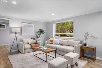 901 SW Maplecrest Ct, Portland, OR 97219 - Photo 17