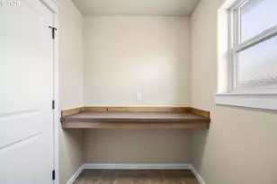 20745 NE Comet Ln, Bend, OR 97701 - Photo 19