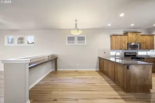 20745 NE Comet Ln, Bend, OR 97701 - Photo 35